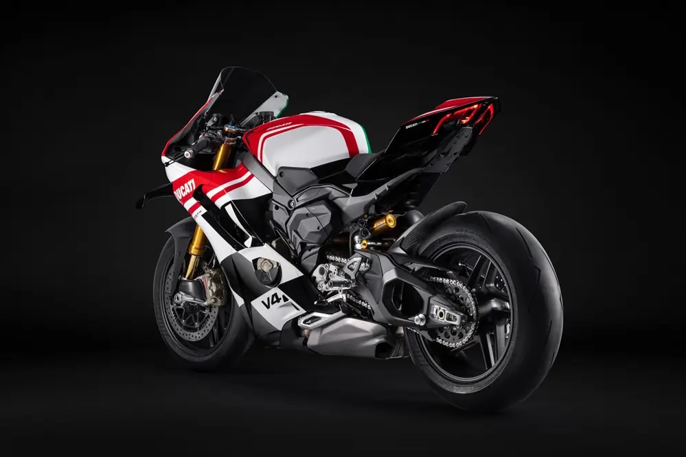 ducati-panigale-tricolore-7.jpeg