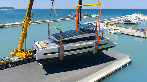 SY80: новый флагман Silent Yachts